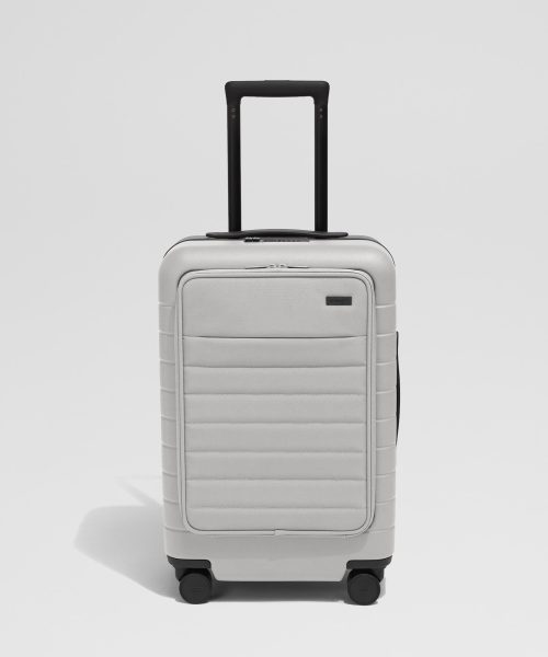 The Executive Carry-On in Cloud Gray