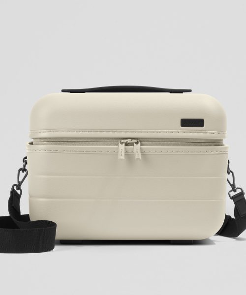The Train Case in Salt White